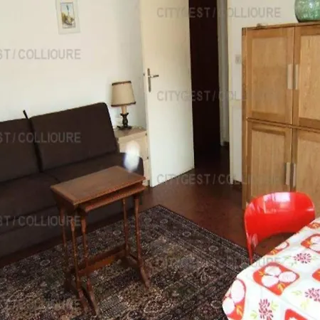 Studio For 2 People * 콜리우르